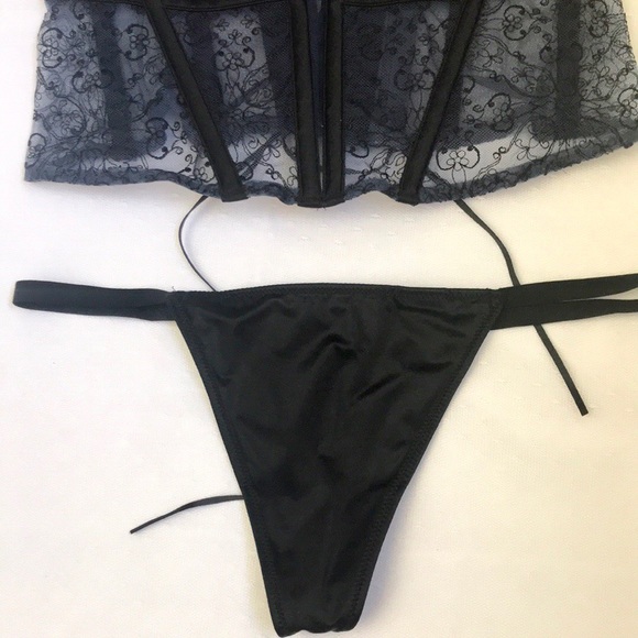 Victoria's Secret Intimates & Sleepwear Victorias Secret